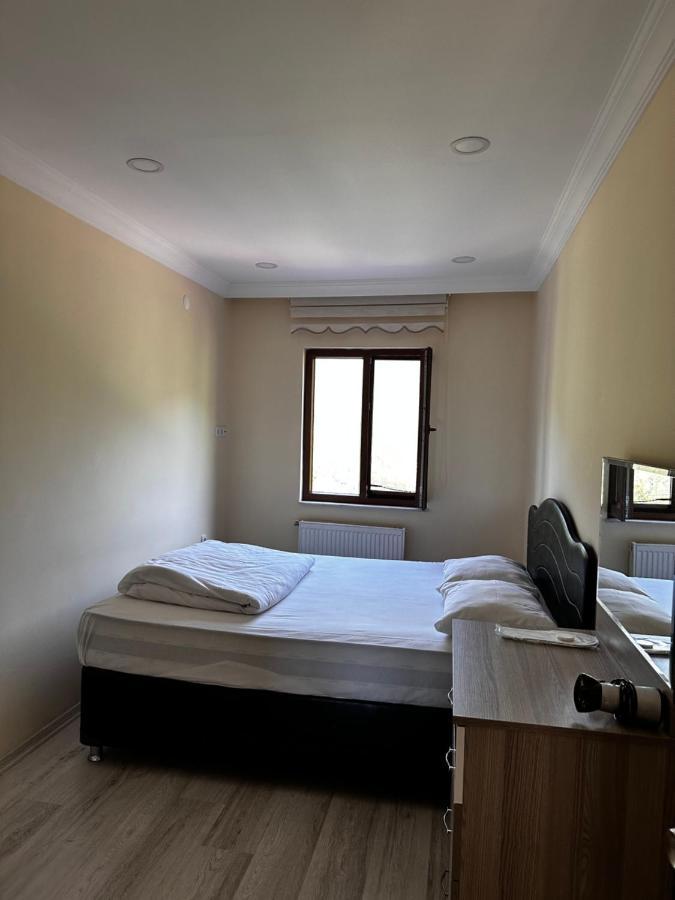 Maneviga Cafe & Apart Aparthotel อูซุนกอล ภายนอก รูปภาพ