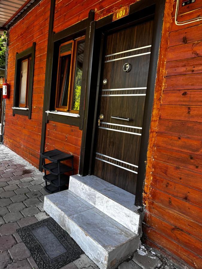 Maneviga Cafe & Apart Aparthotel อูซุนกอล ภายนอก รูปภาพ